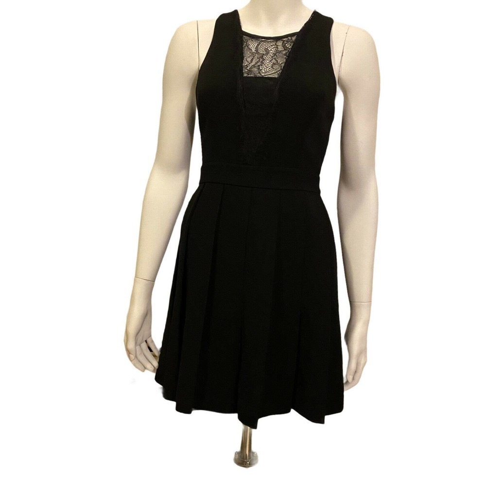 BCBGeneration Dress Size 4 Women's Black Lace Inset Deep V‎ Neck A Line Mini